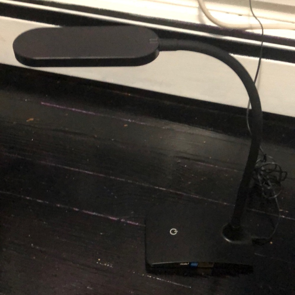 Black Desk Lamp.